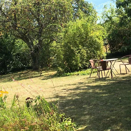 D'hotes La Bottee Bed & Breakfast *