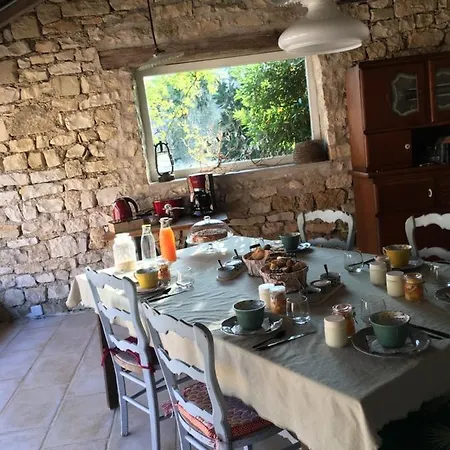 Bed and Breakfast D'hotes La Bottee 3*
