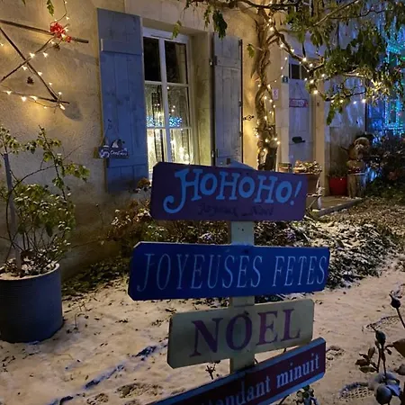 D'hotes La Bottee Bed and Breakfast 3*